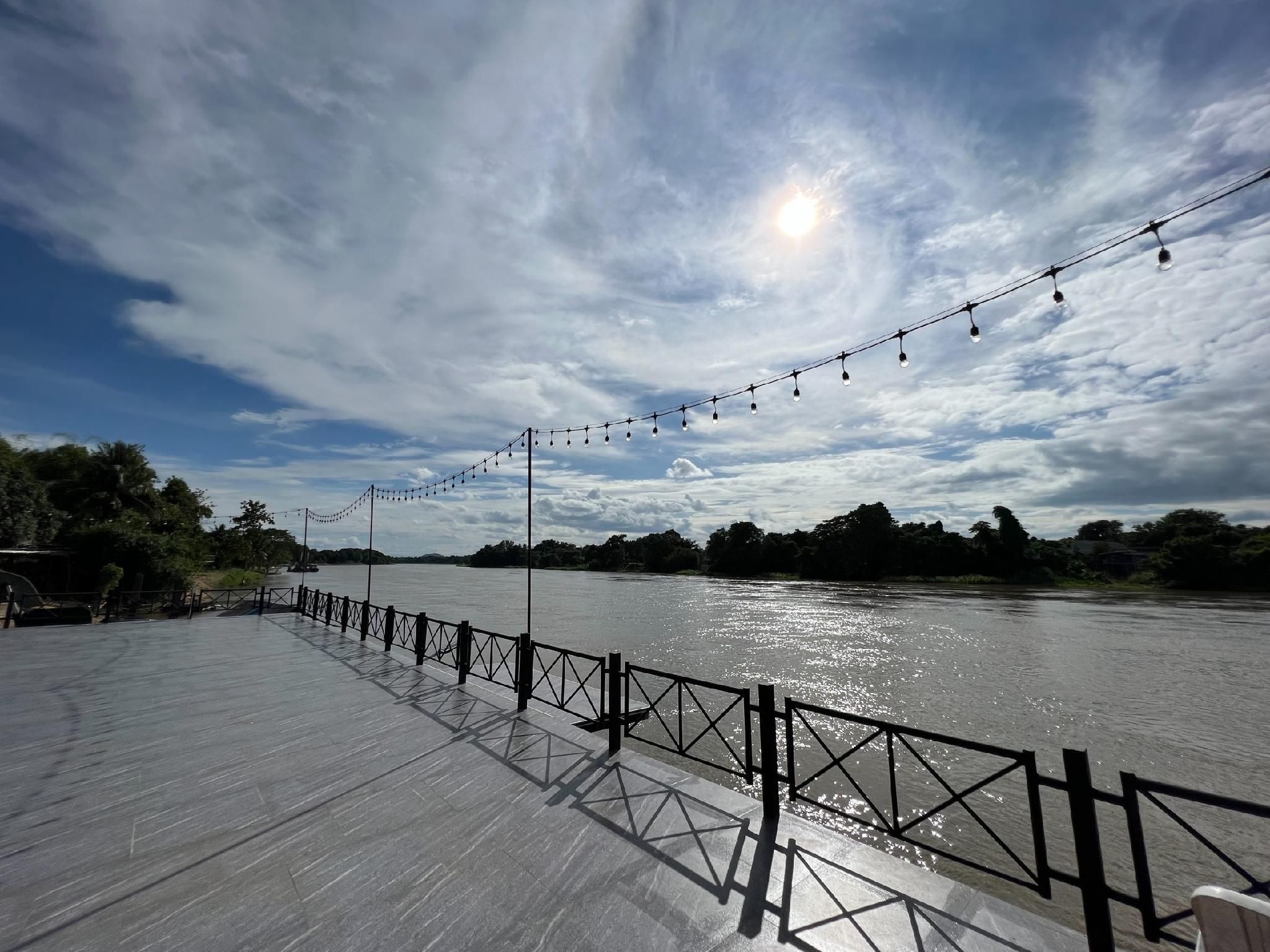 c1f25b6ede1a20a88f13b55fb5087902