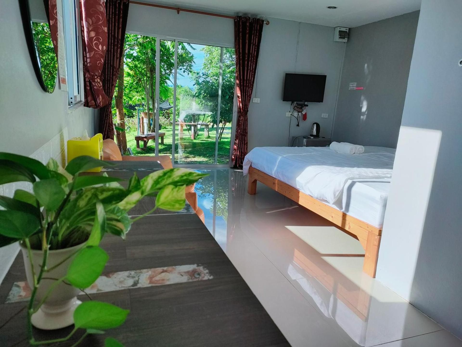 Double Room with View