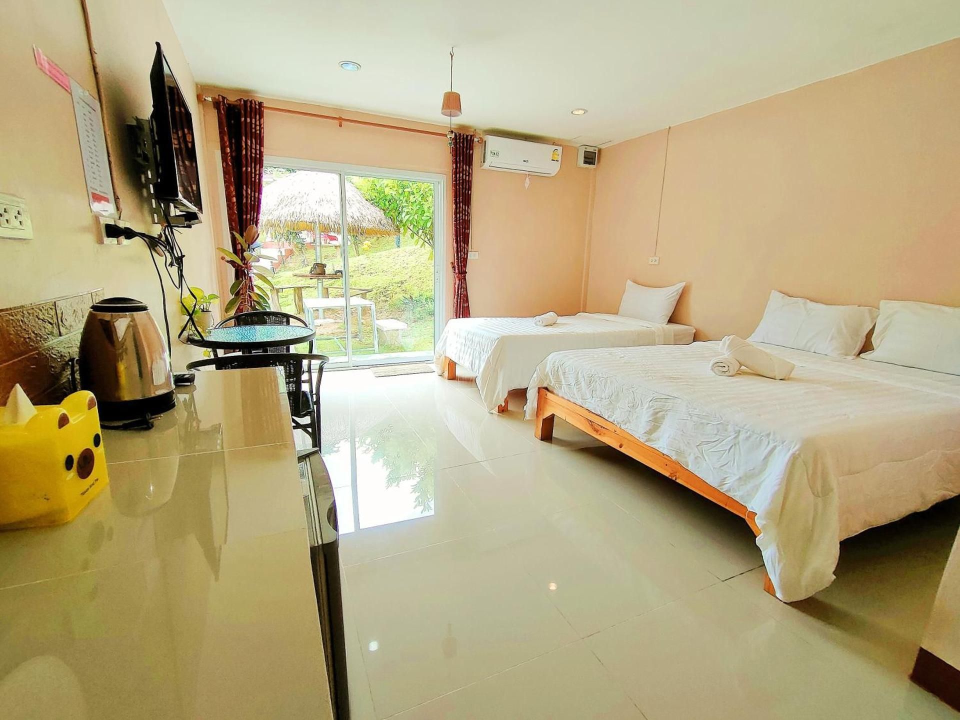 Triple Room with View