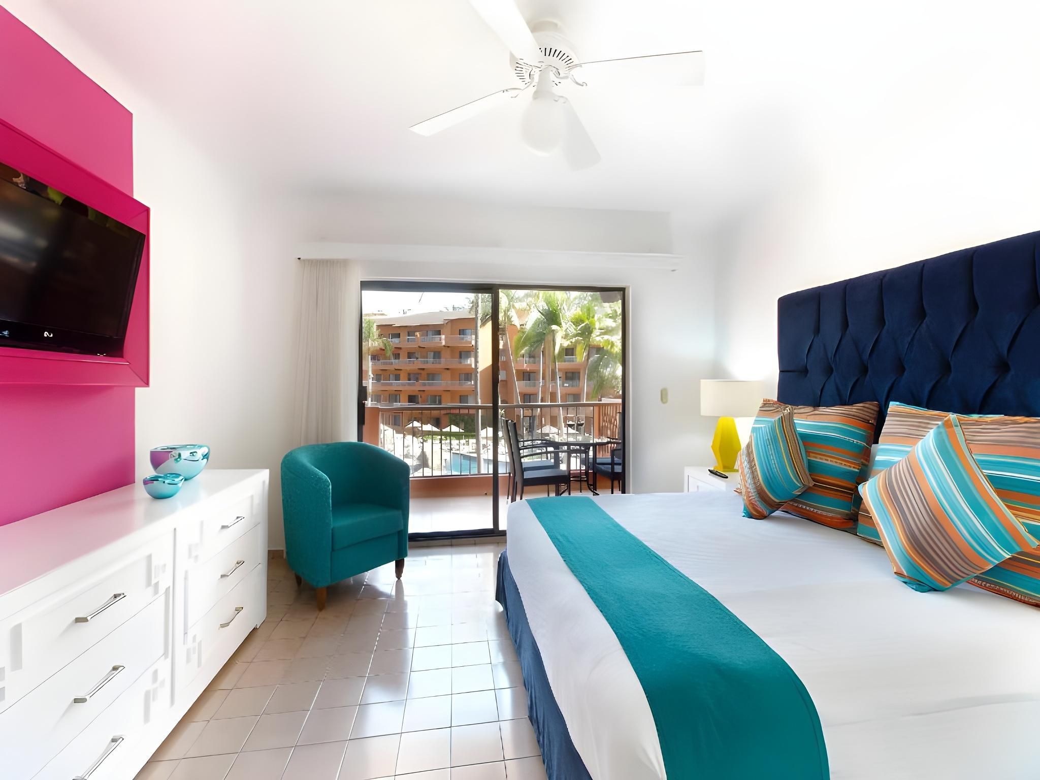 Superior One Bedroom Suite