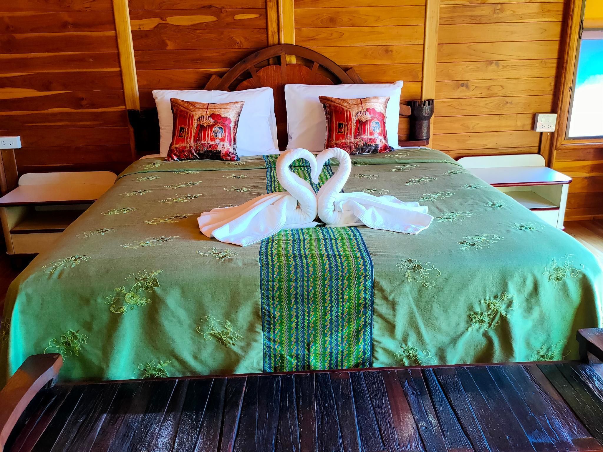 Phanya Chaley Suanphueng Suite Villa