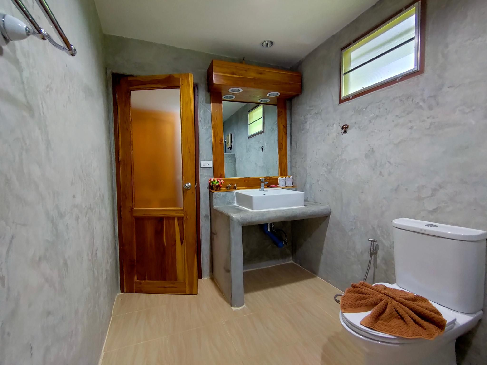 Phanya Chaley Suanphueng Family - 2 King Beds 2