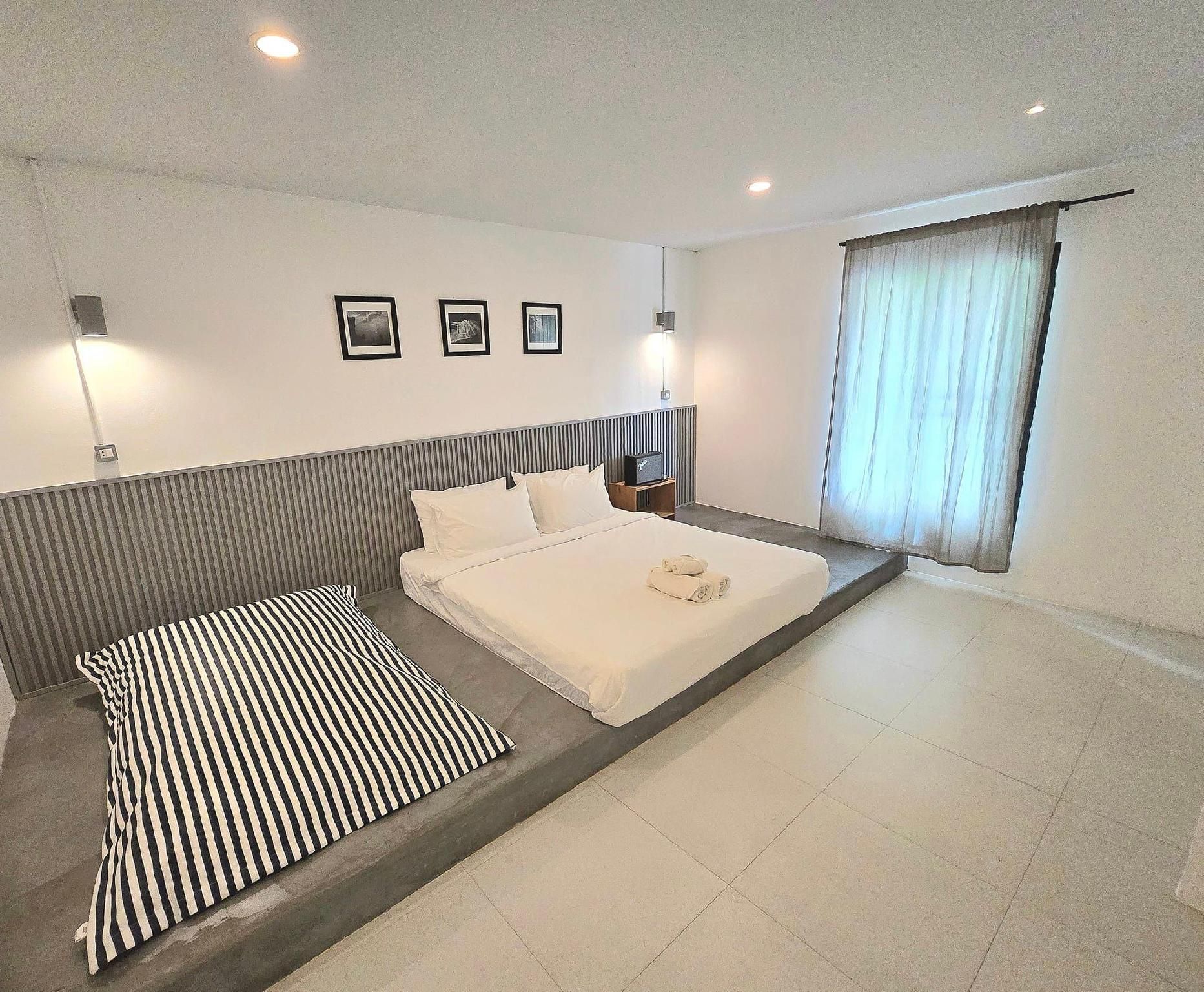 jacuzzi villa
