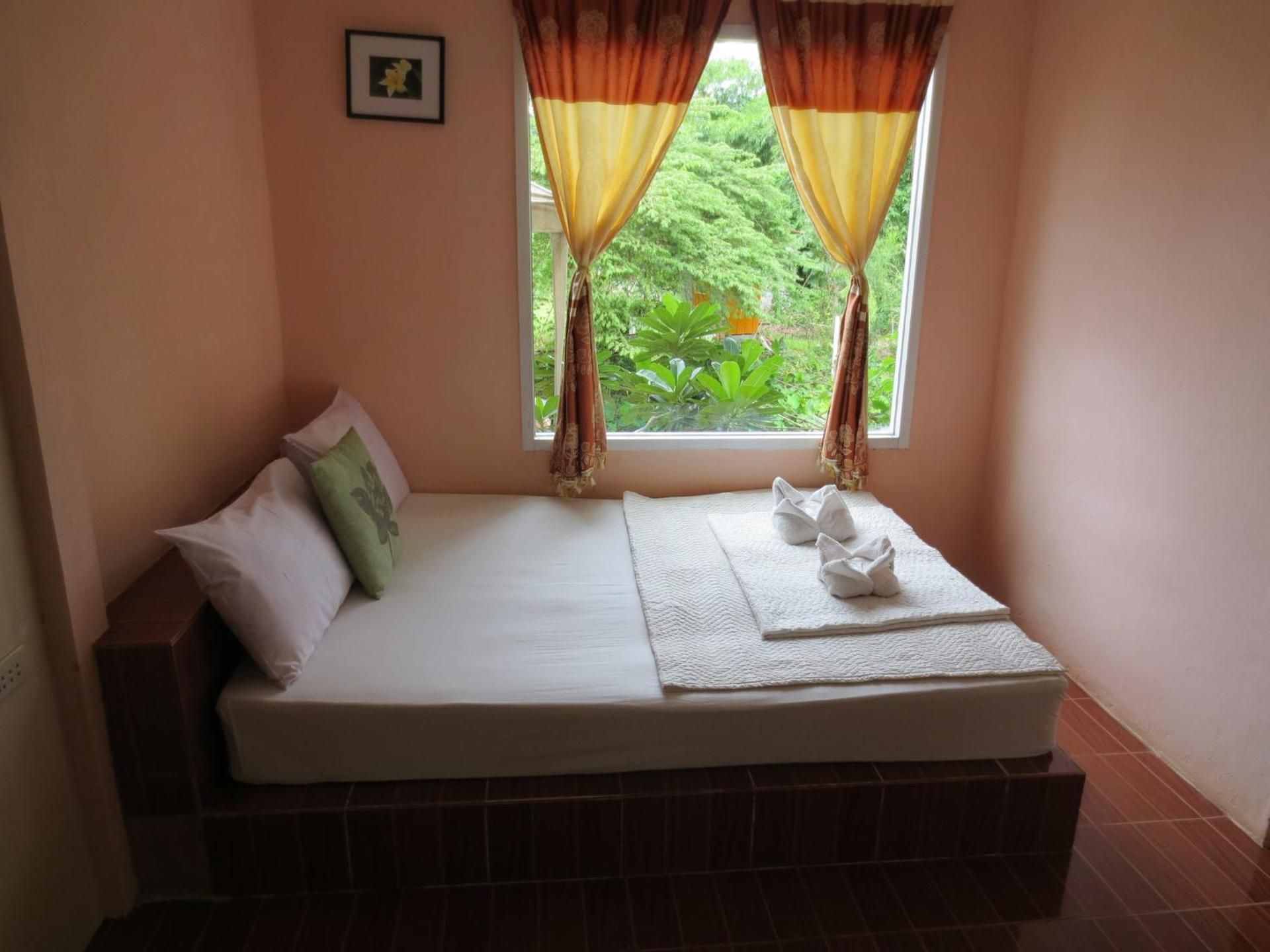 One-Bedroom Cottage