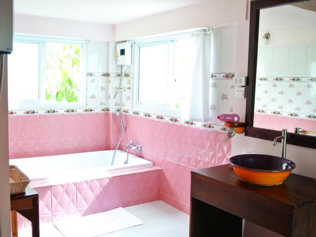 The Banyan Leaf Resort Capsule