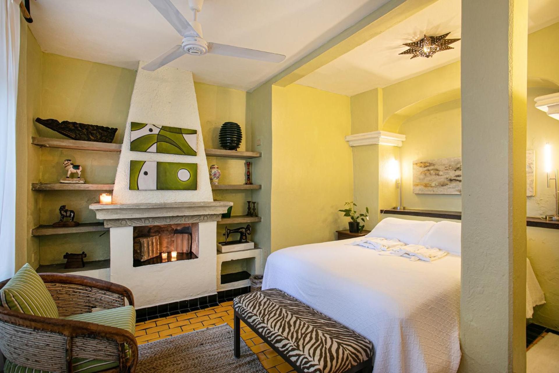 Queen Room