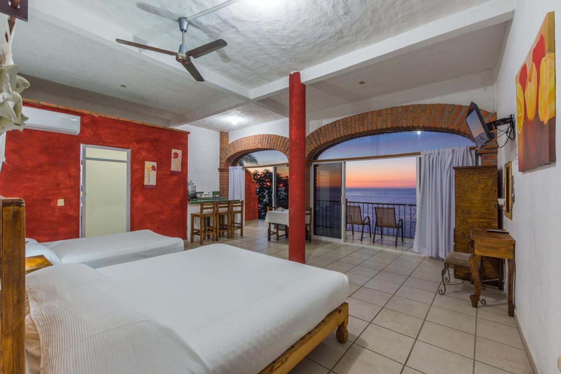 Superior Queen Room with Two Queen Beds