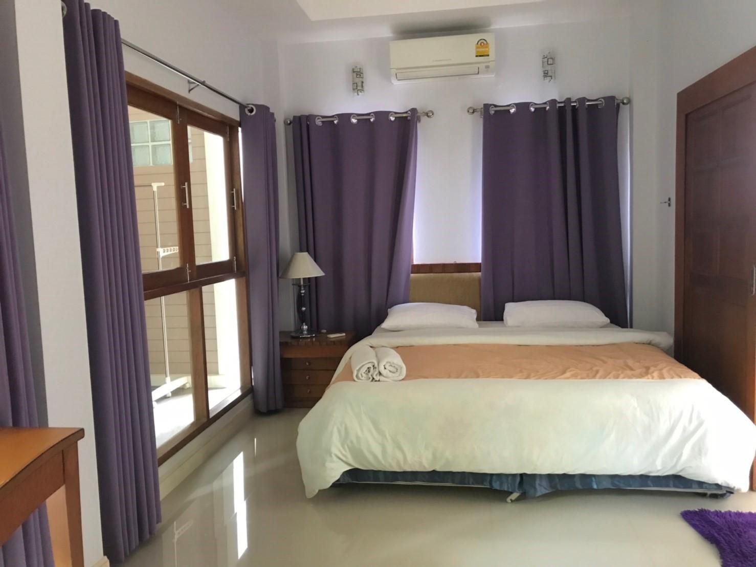 Family Room 4 Adults