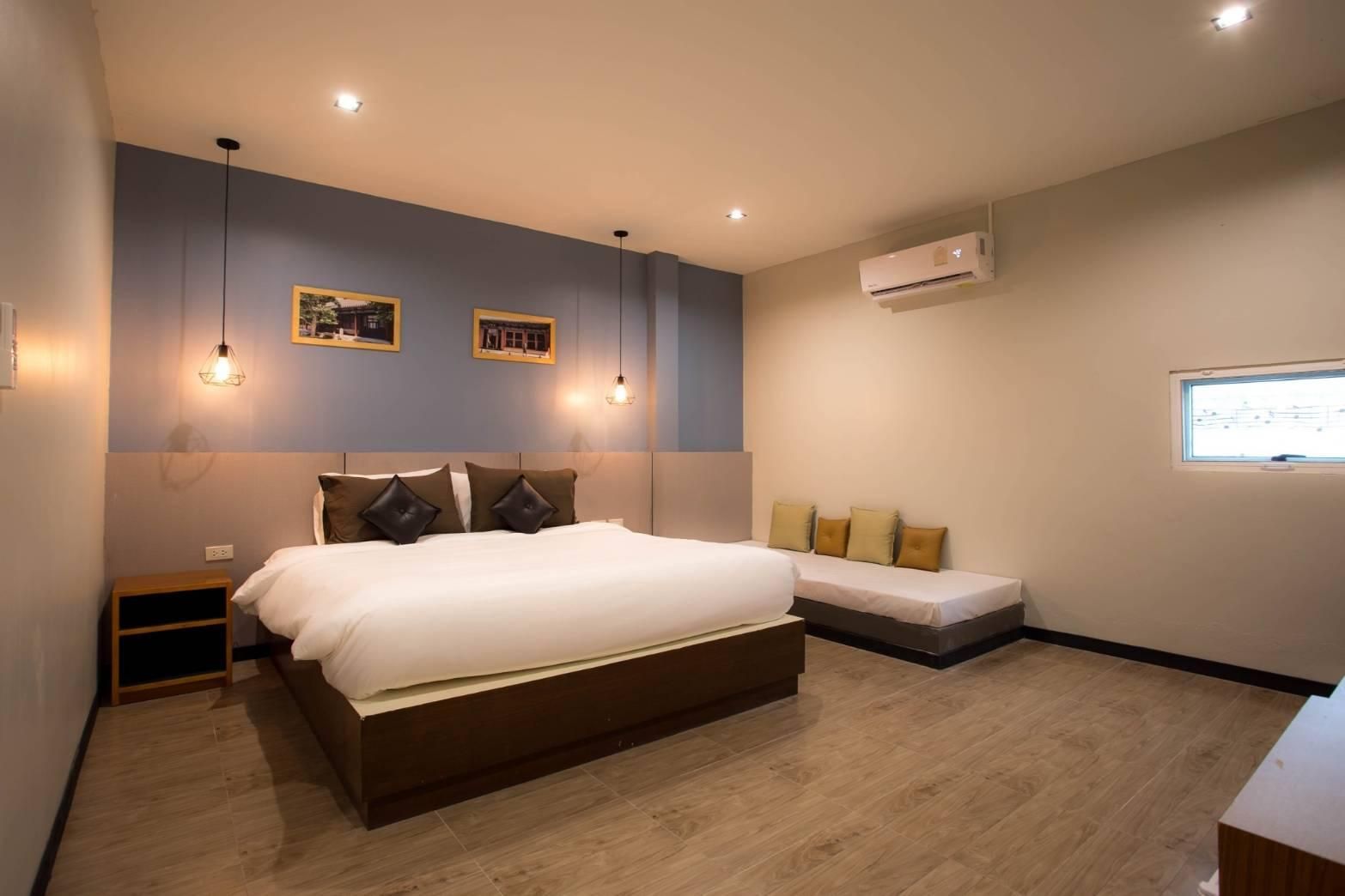 Superior King Room
