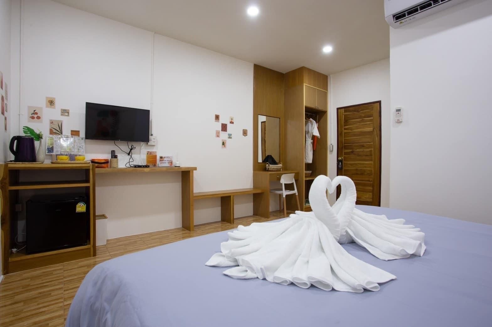 Standard King Room