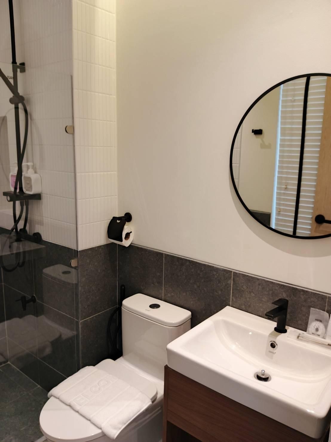 The Richer Ratchaburi Deluxe - 1 King Bed 3