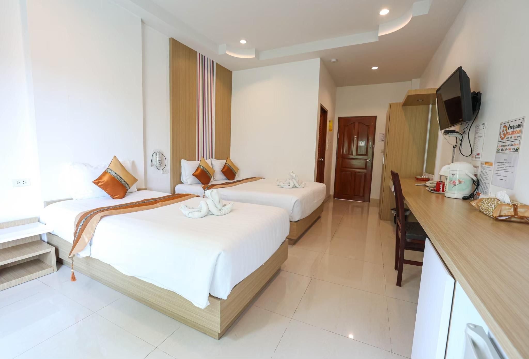 Eitanic Resort Deluxe Triple Room