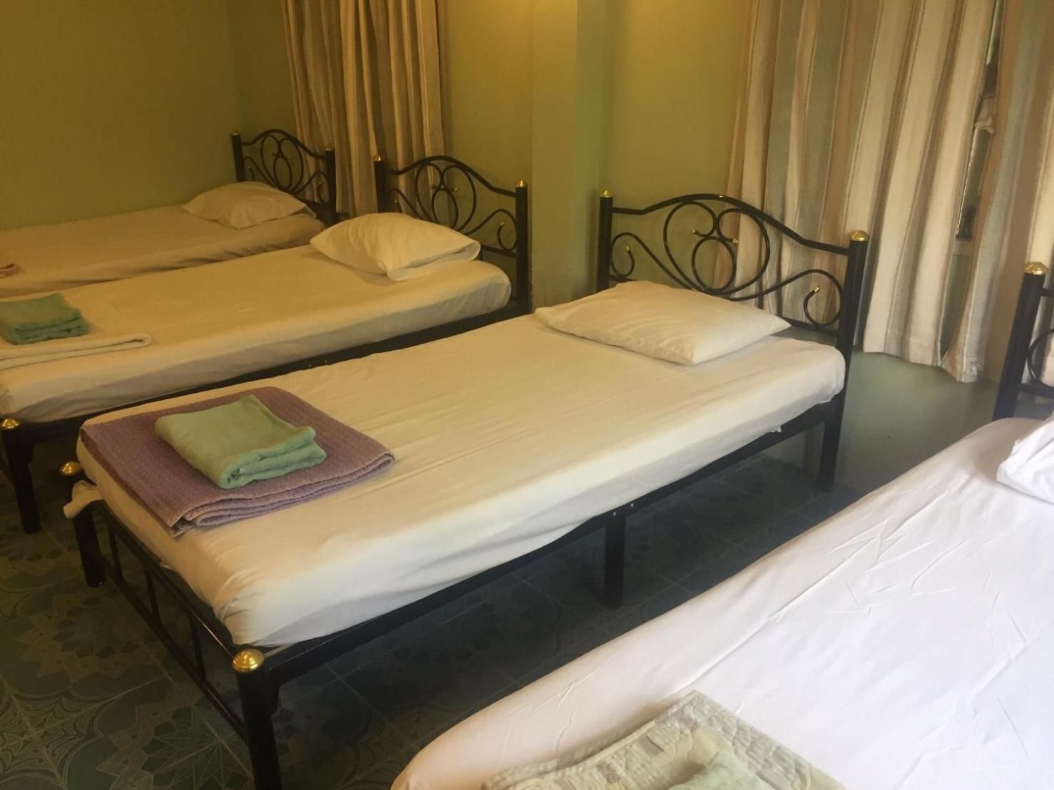 Sanita Cottage Bed in 4-Bed Female Dormitory Room