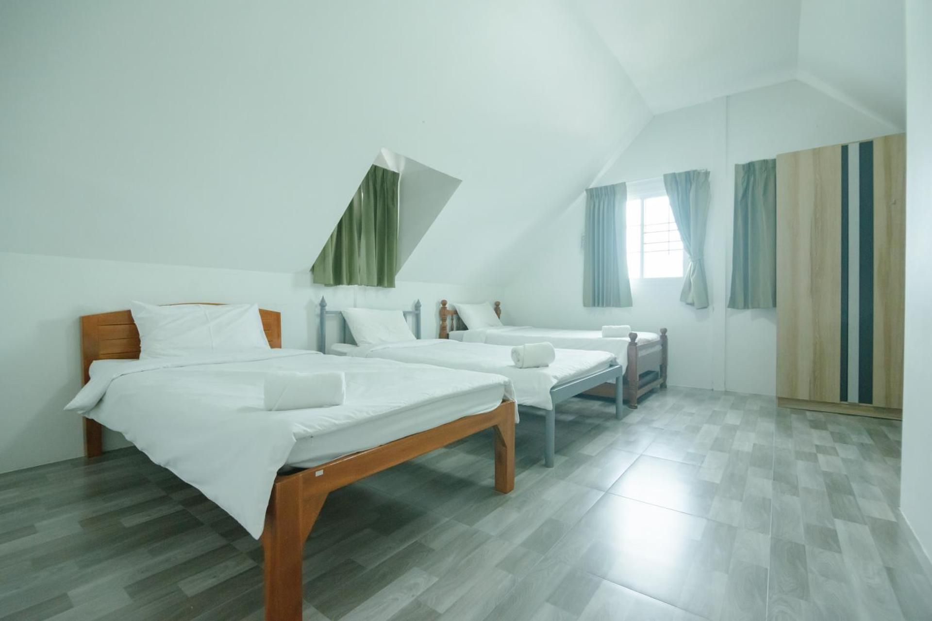 Classic Triple Room