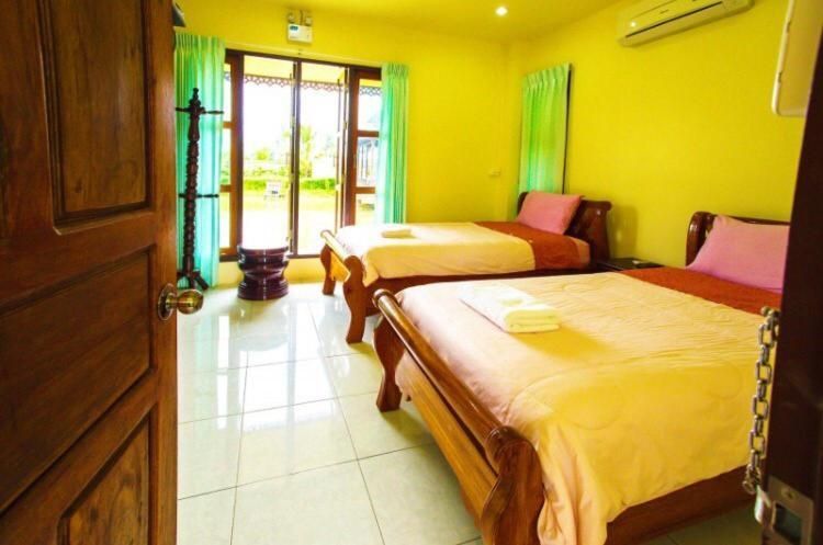 Standard Twin Bed