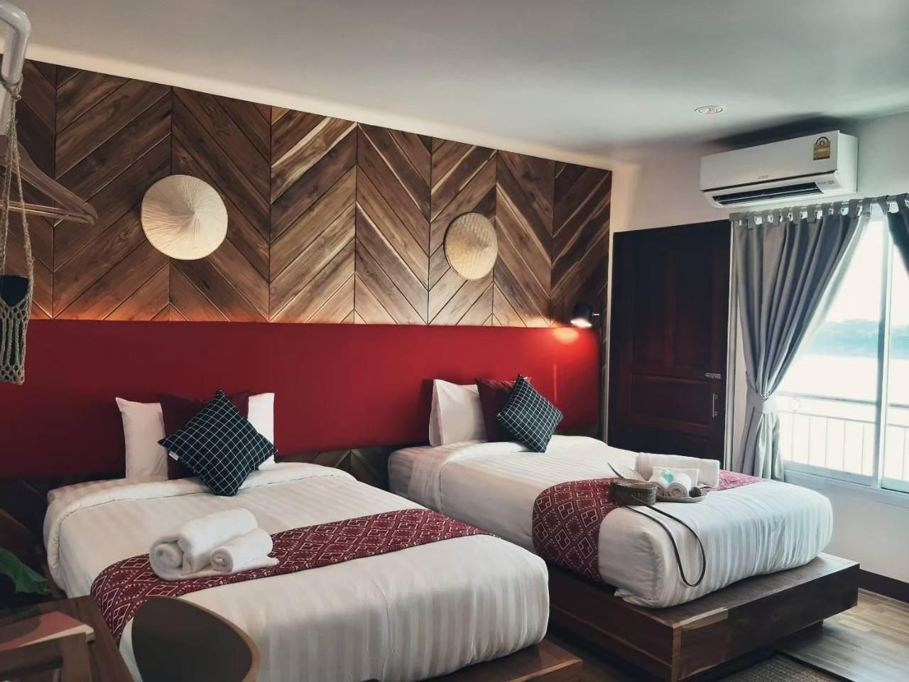 SabaiPoshtel   Deluxe C