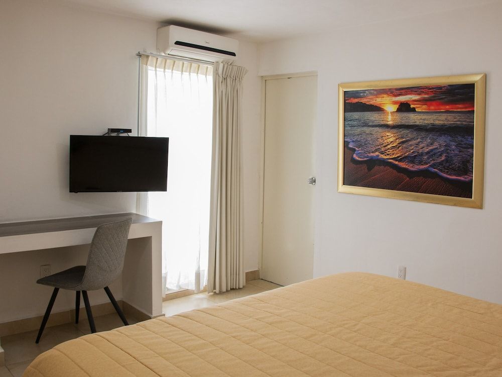 Hotel St George Standard Single Room, 1 King Bed 3