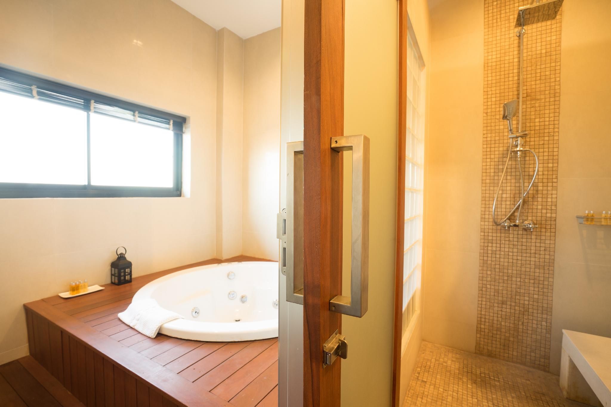 Duplex Quadruple Room