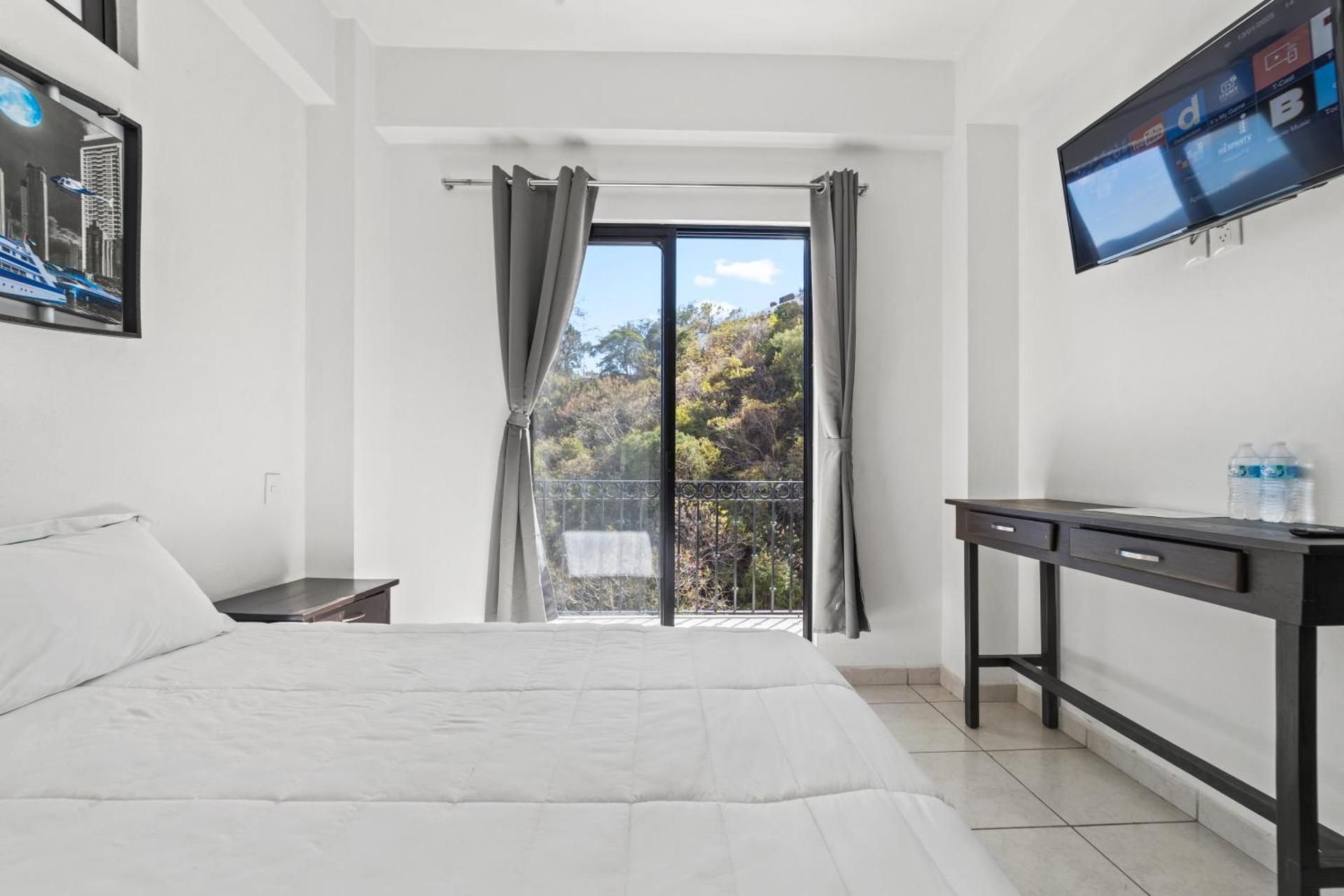 Double Room with Mountain View