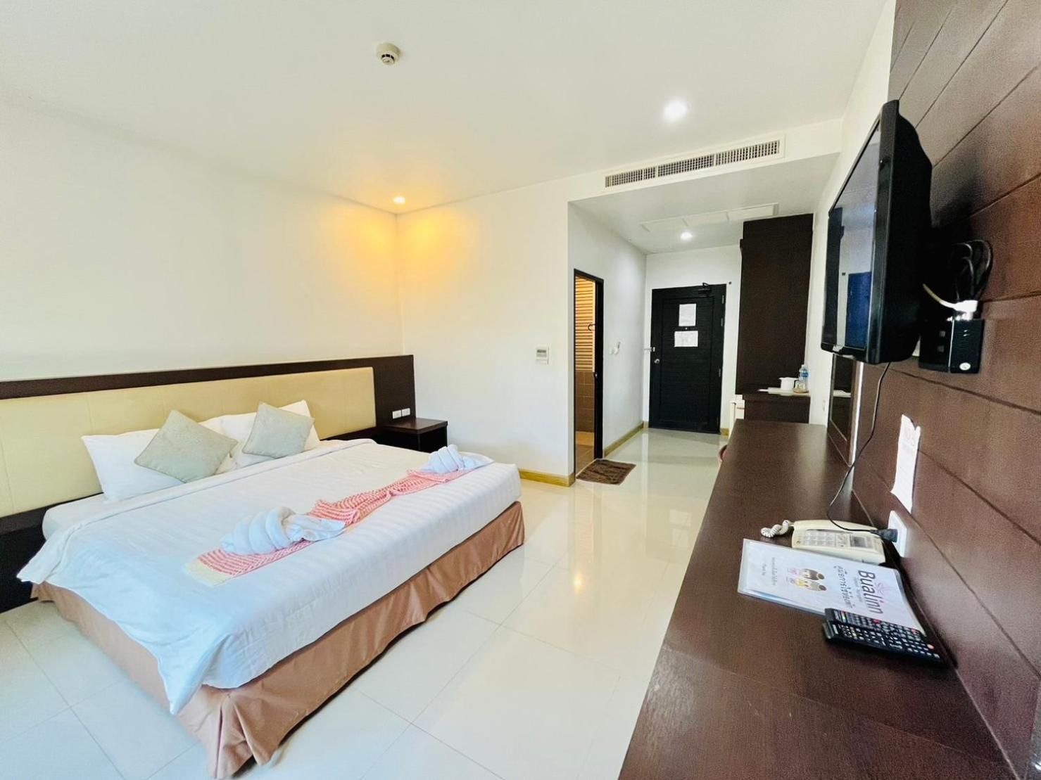 King Room with Pool View