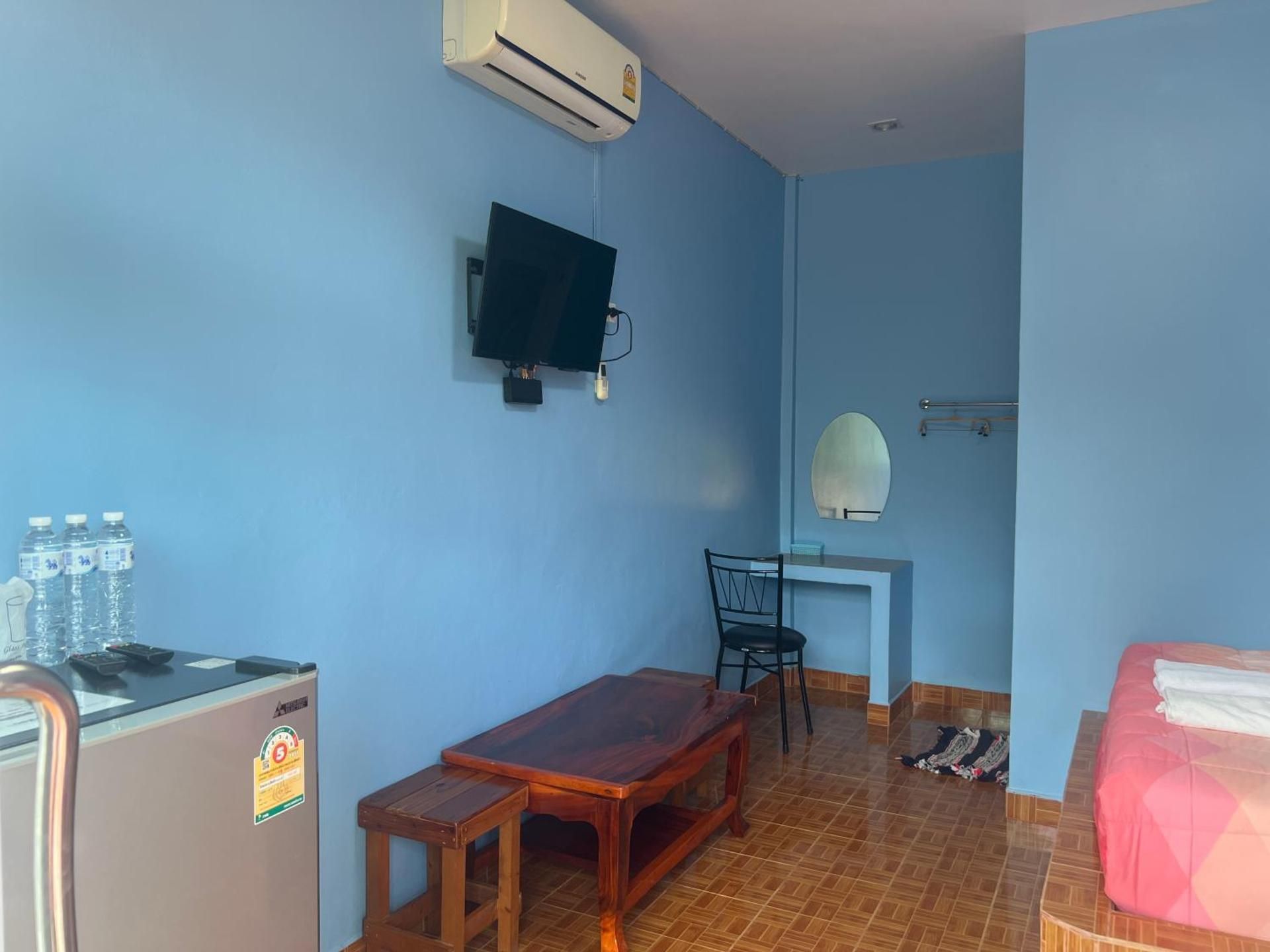 Budget Triple Room