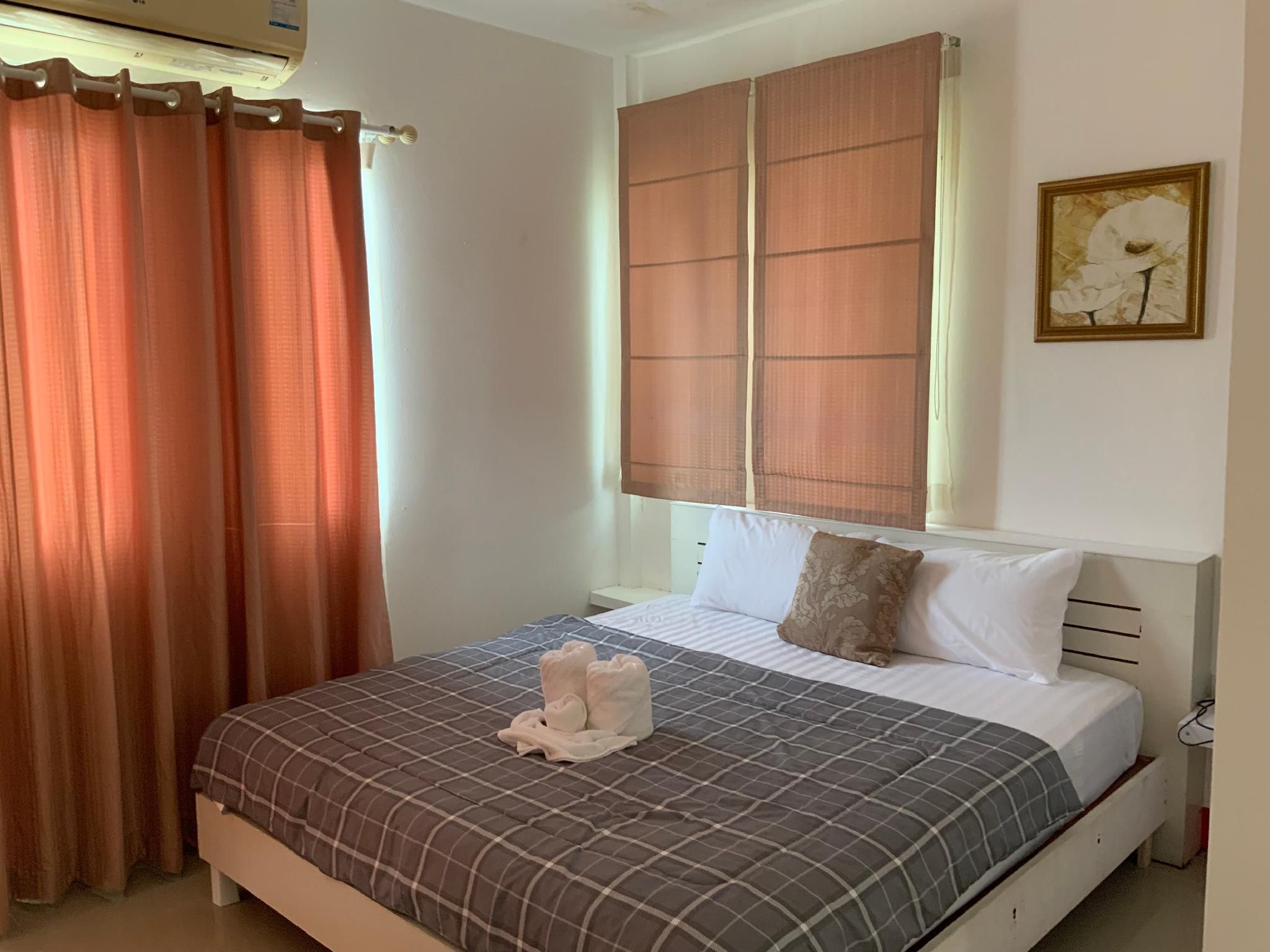 โรงแรมปภาดา - New Papada Standard - 1 Bed Queen Non-Smoking