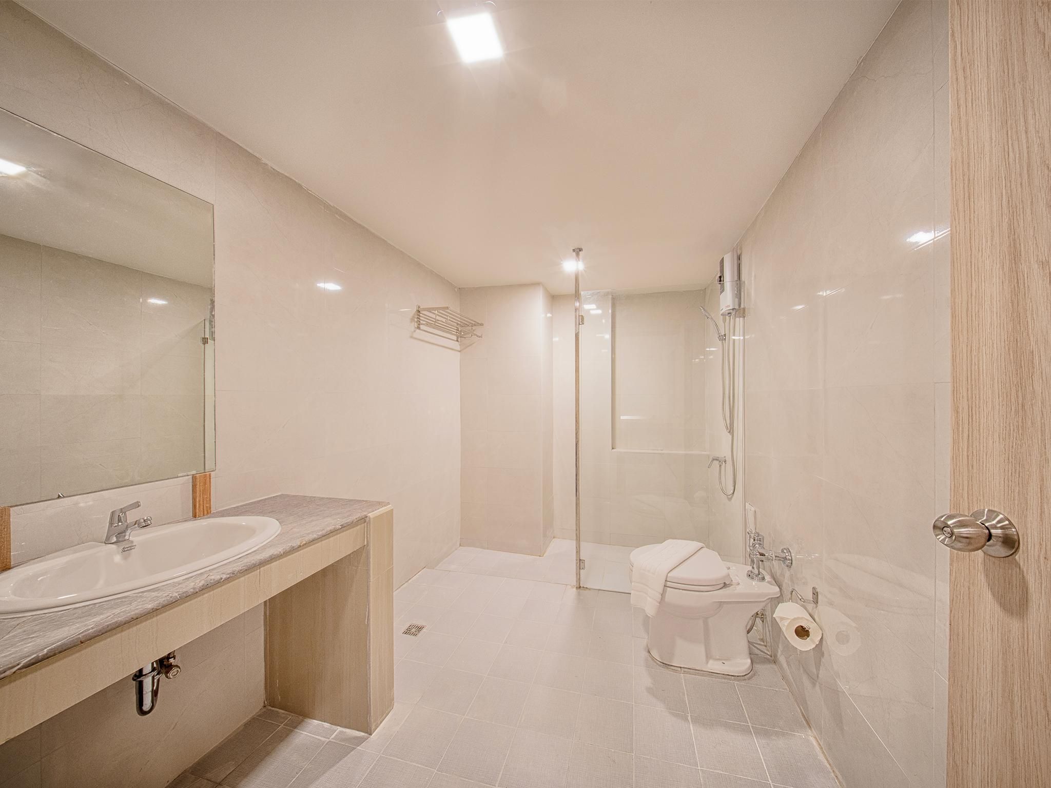 B2 Sisaket Boutique & Budget Hotel Family Suite Room 3