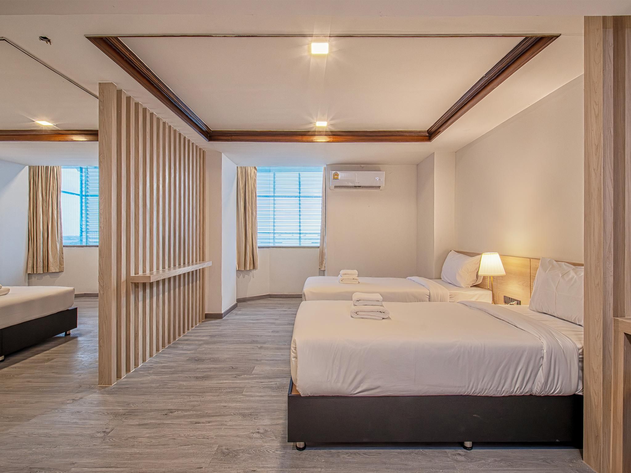 B2 Sisaket Boutique & Budget Hotel Family Suite Room