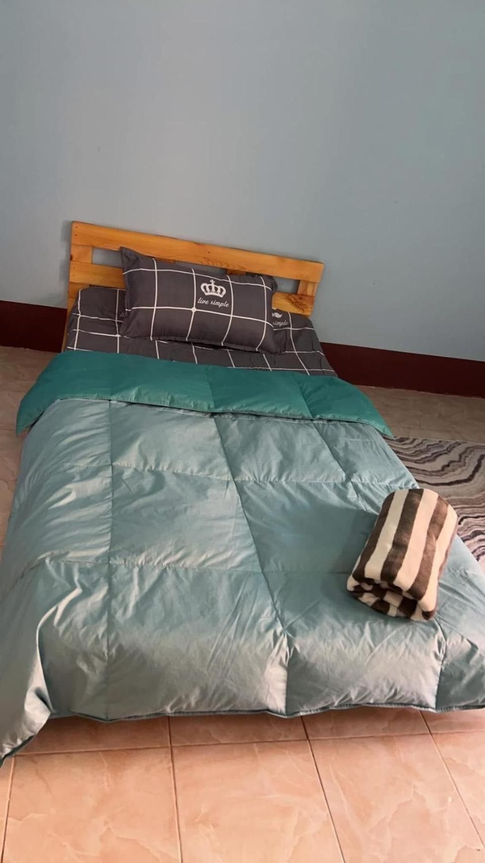 Single Room With Private Bathroom