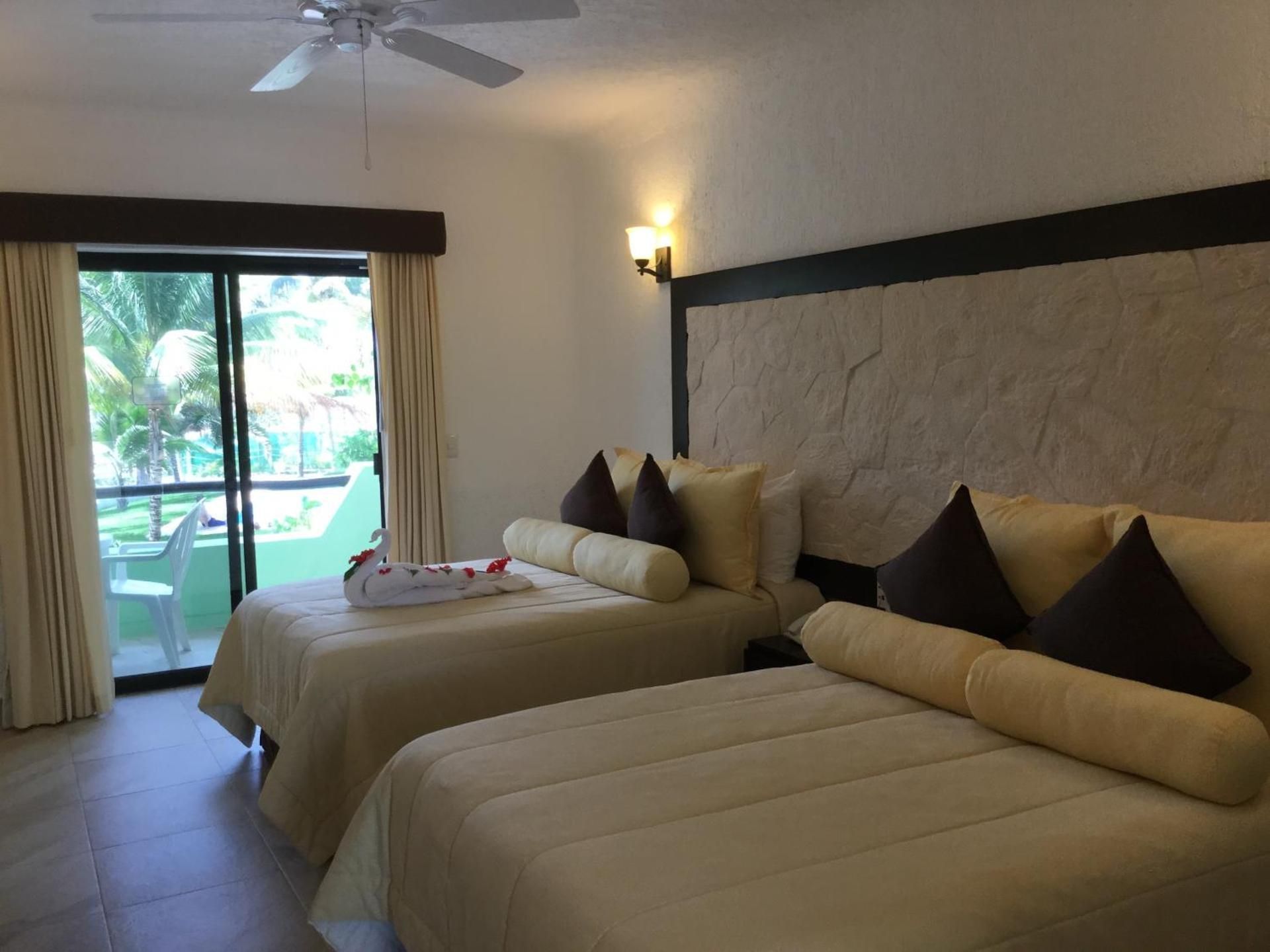 Double Room in front of the Sea