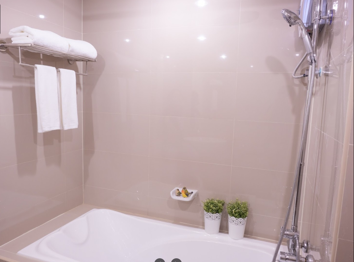 Superior - 1 King Bed