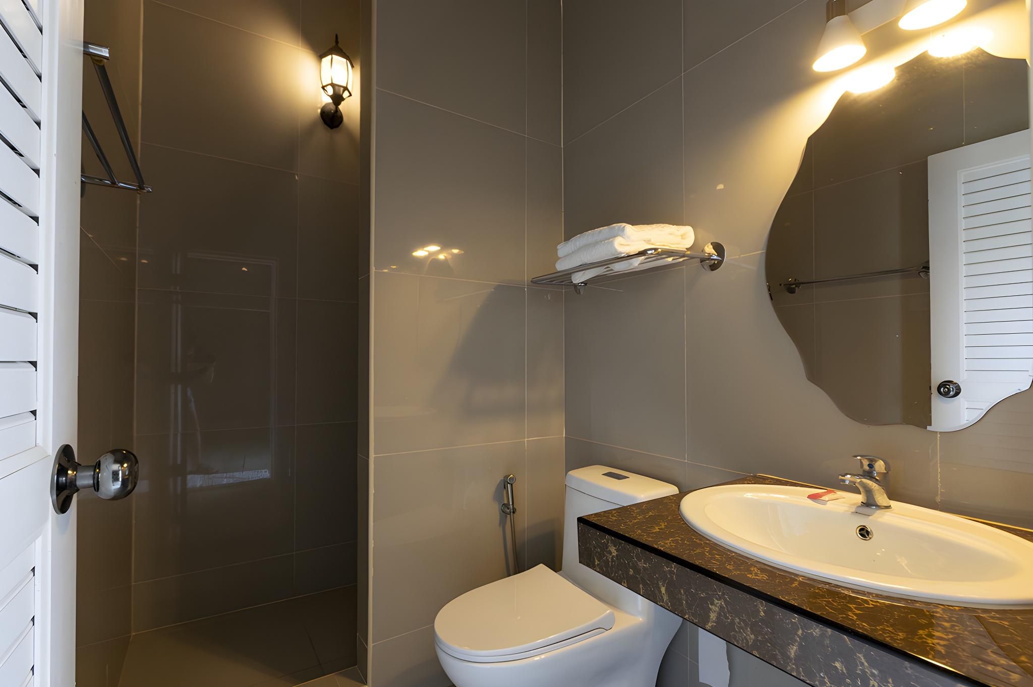 Suanpalm Farmnok Standard Room 2