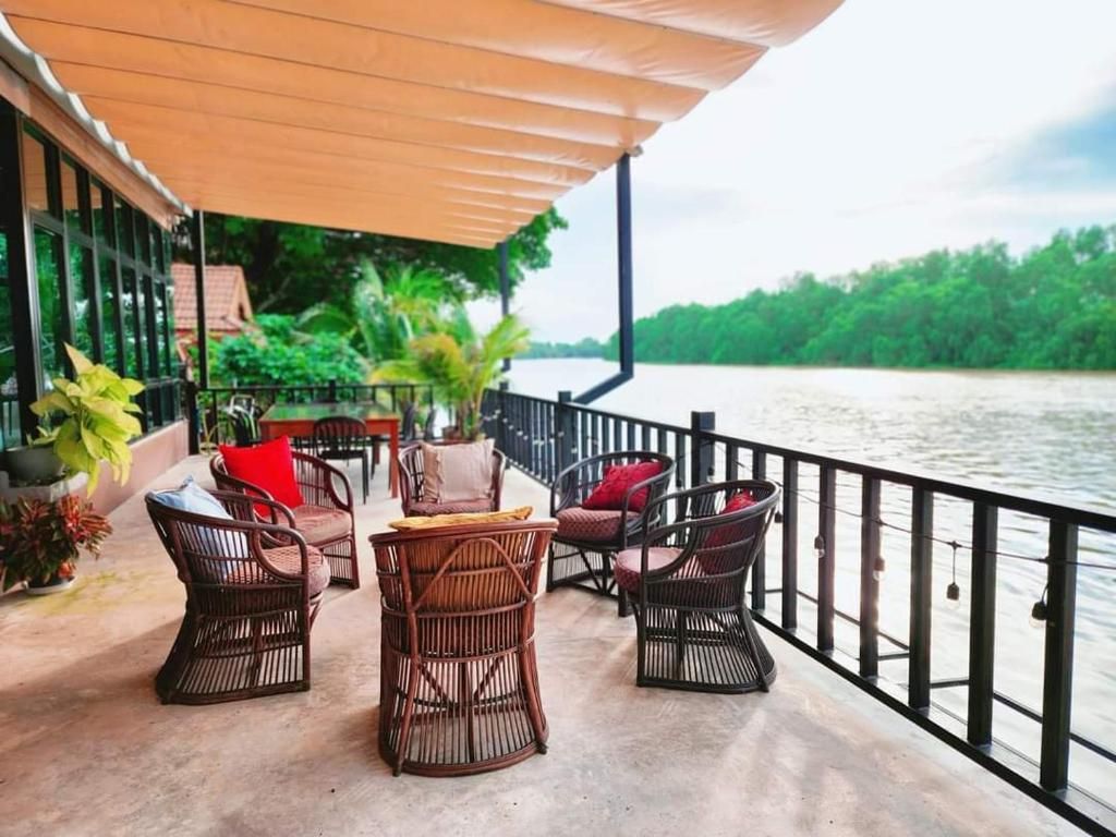 Twin Beds Standard Garden View