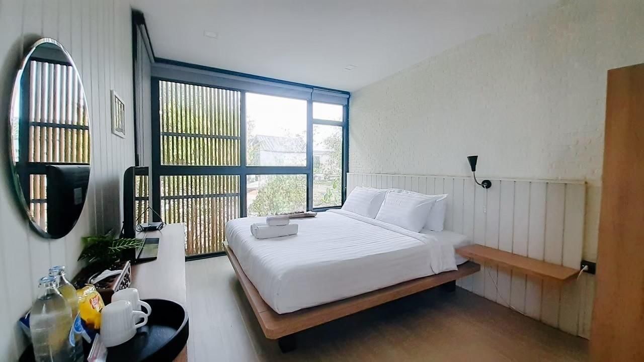 Bangpakong Boat Club Studio Garden View