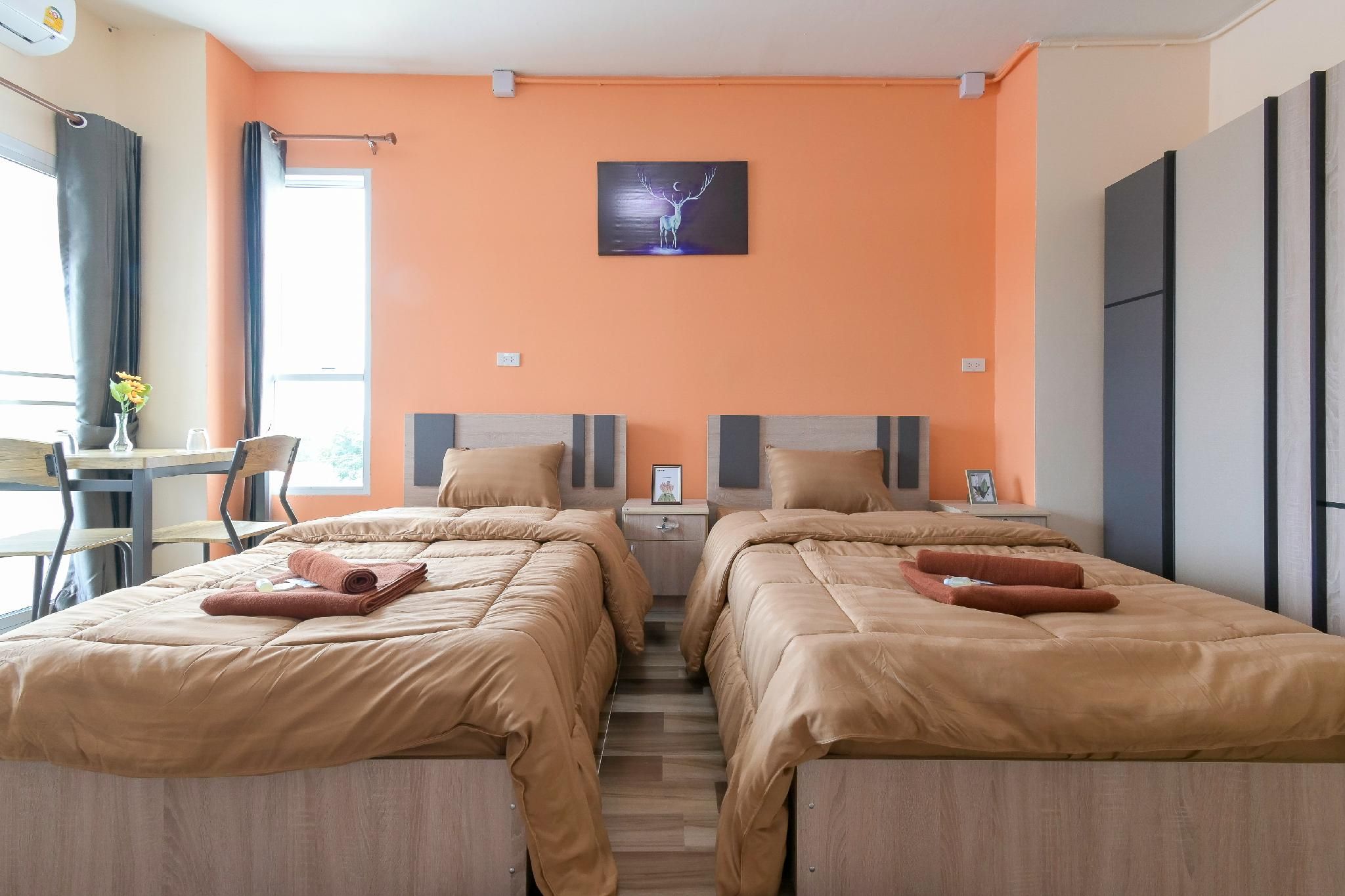 The Wish Hotel Deluxe Twin City View 2