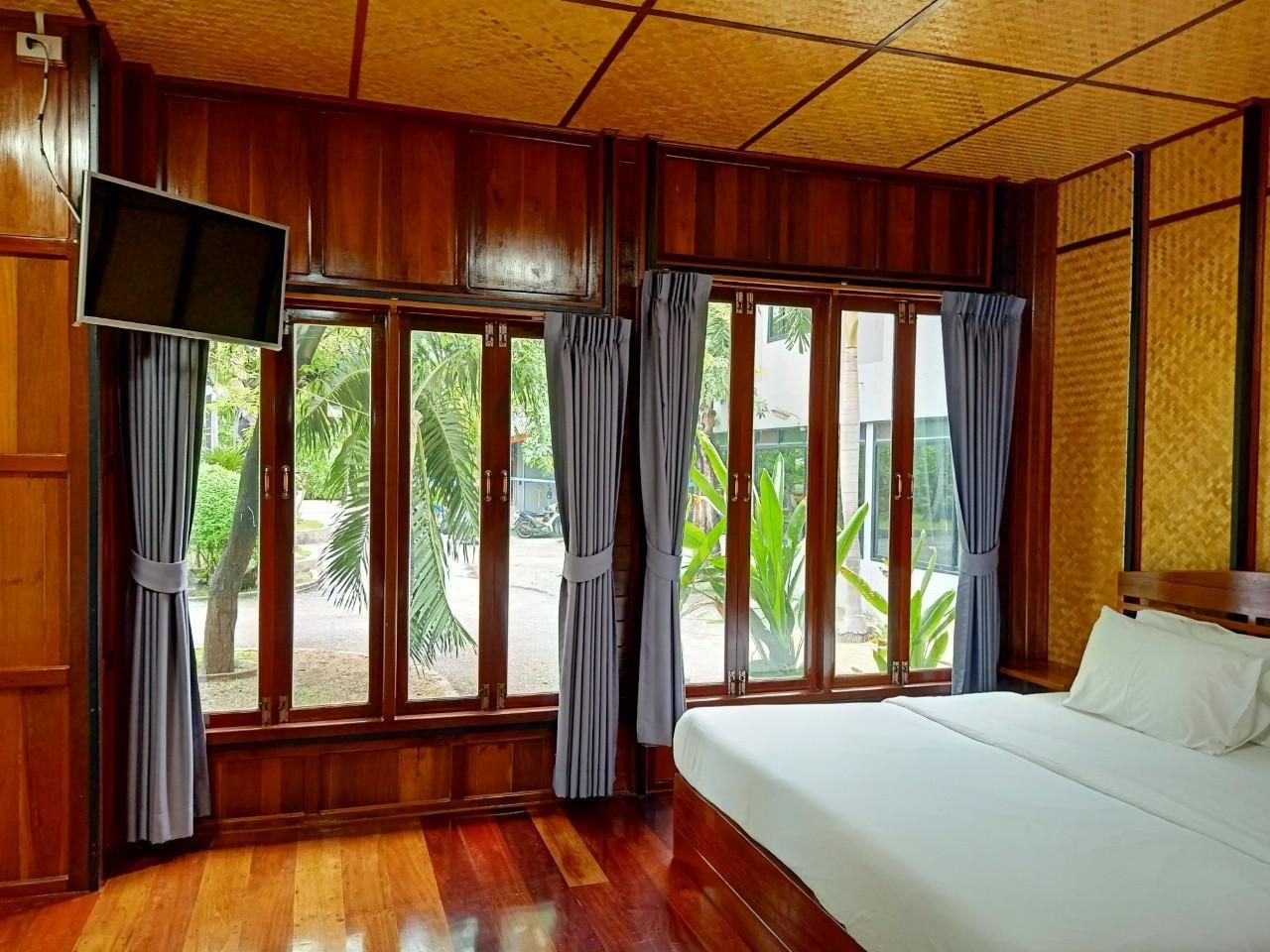 Triple Bungalow