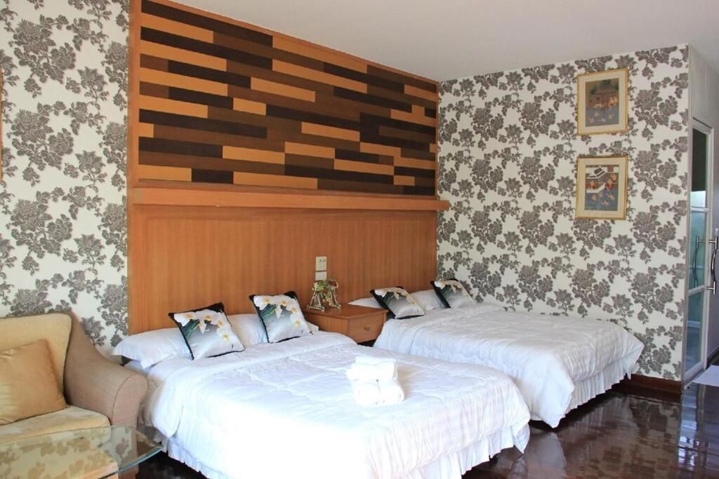 December To Remember House Classic Quadruple Room