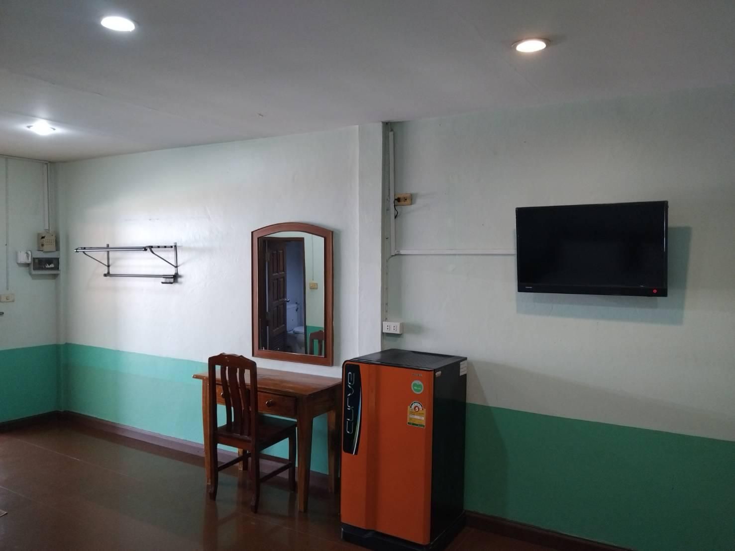 amenity (guest room)