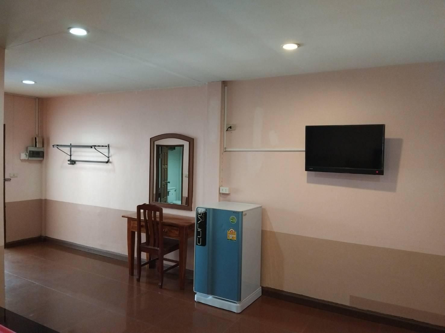 amenity (guest room)