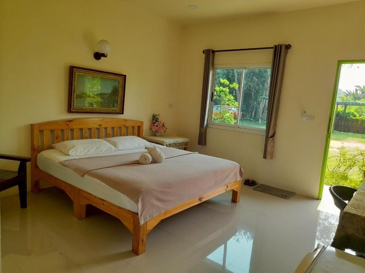 Standard King Room