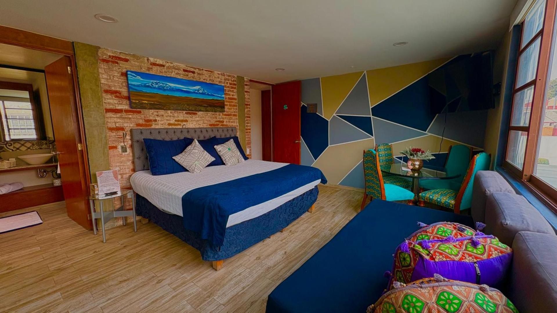 Deluxe King Room