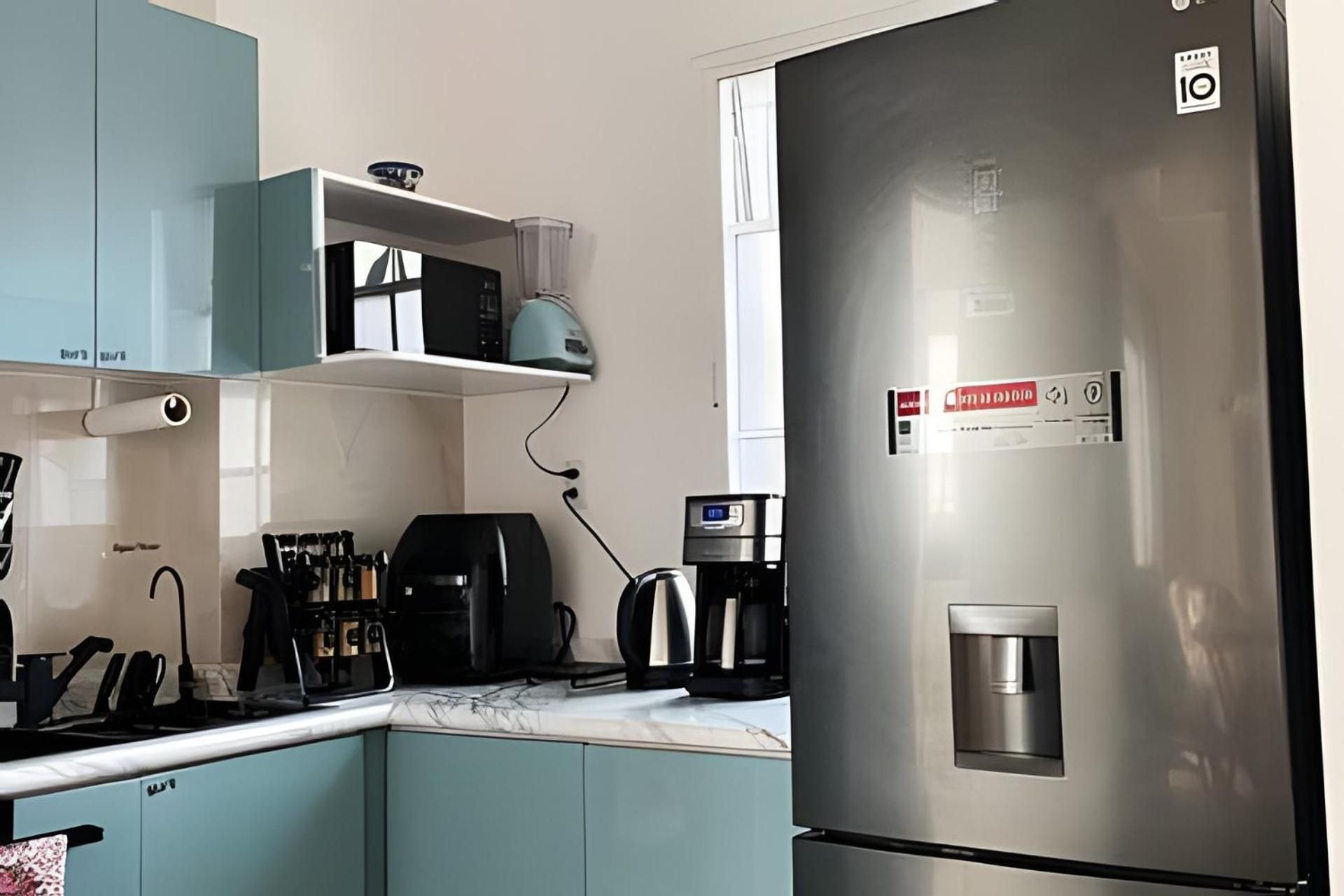 Single Room with Shared Bathroom