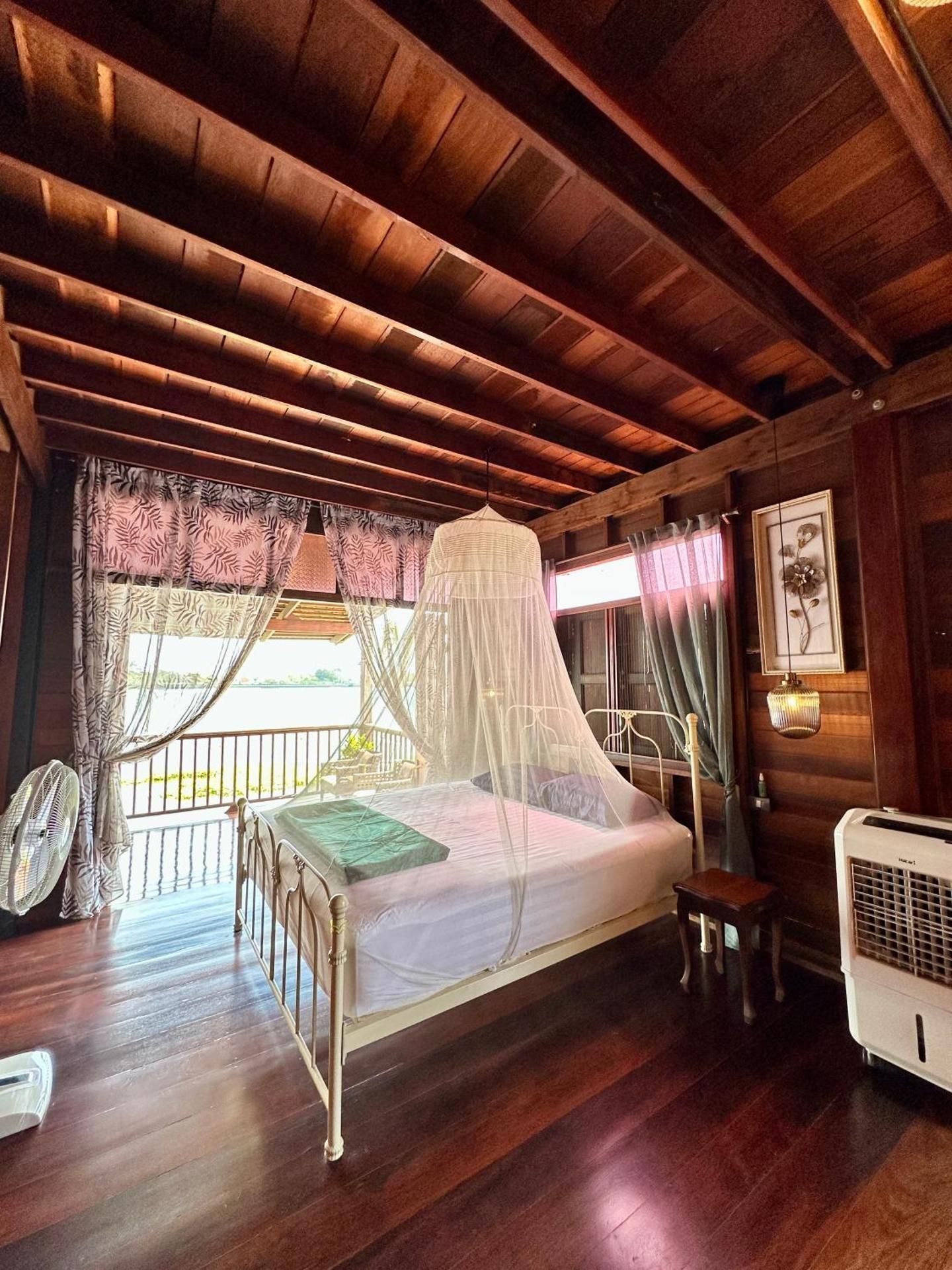 RuenKijja Deluxe River View