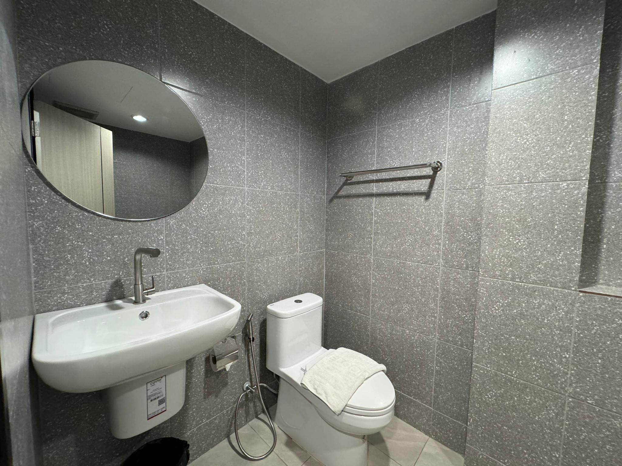 Luka House Superior King Room 3