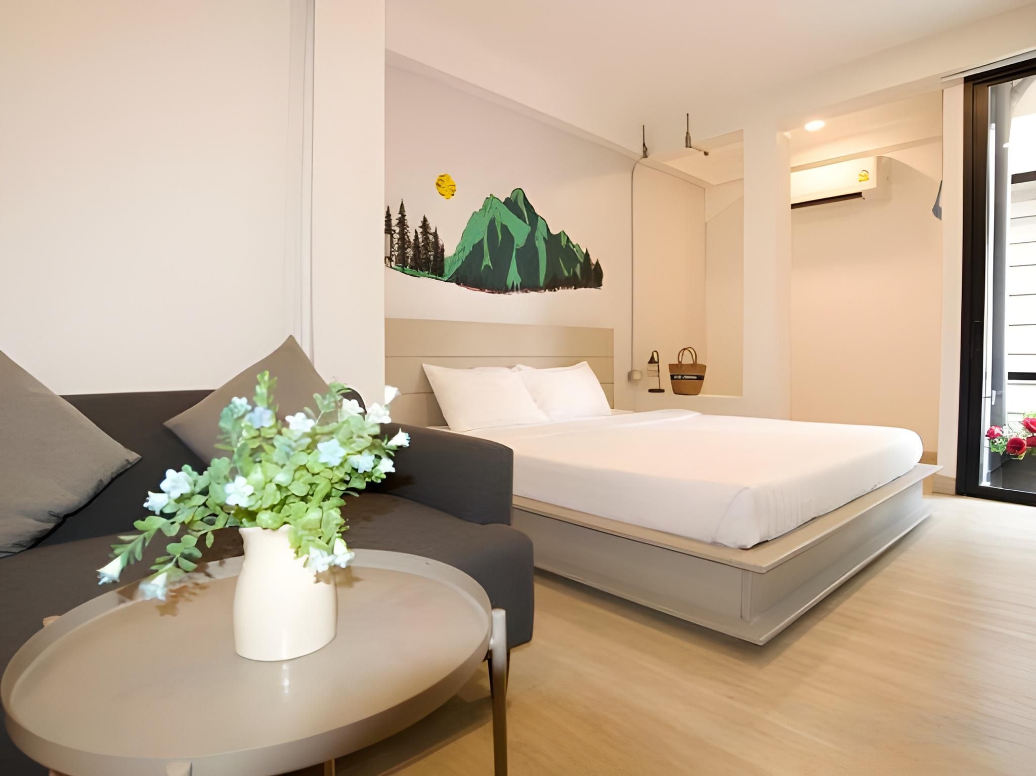 Luka House Superior King Room