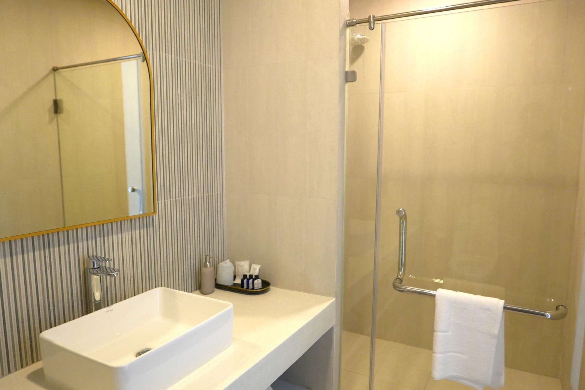 River View Pathum Hotel and Residence Family Suite 3
