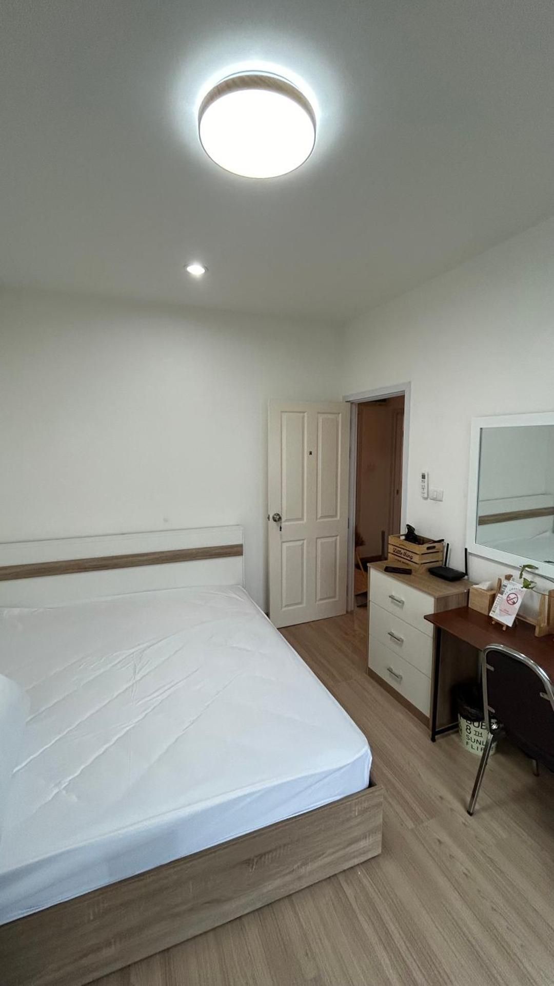 Three-Bedroom Townhouse