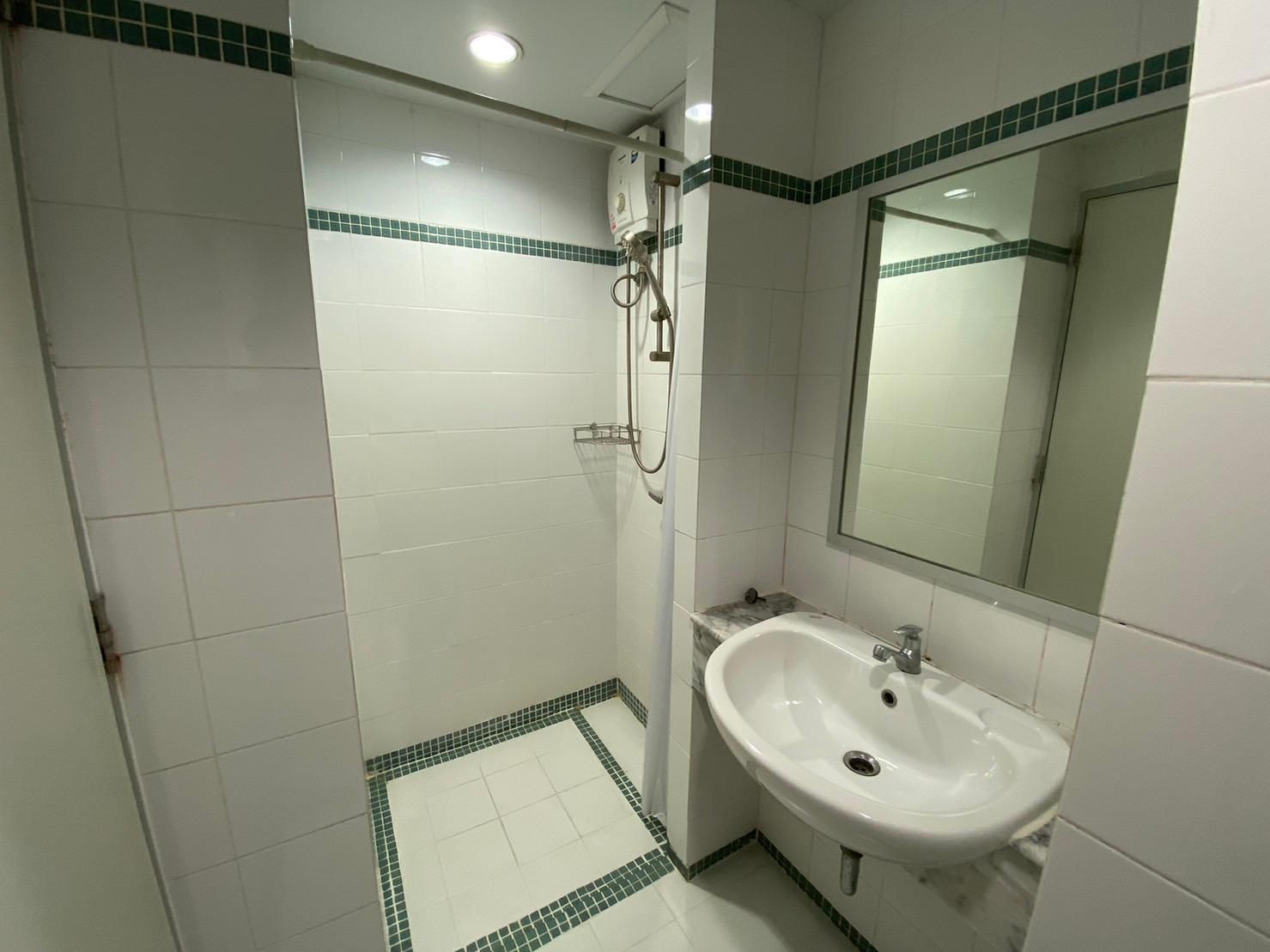 The Campus Executive Triple 3