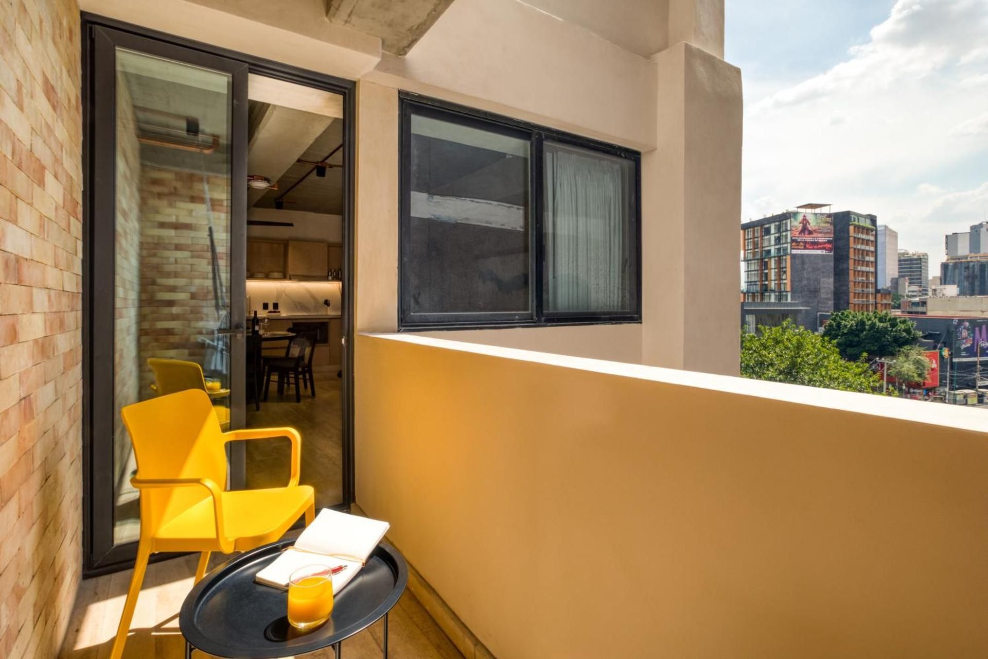 Three-Bedroom Premium Apartment with Balcony