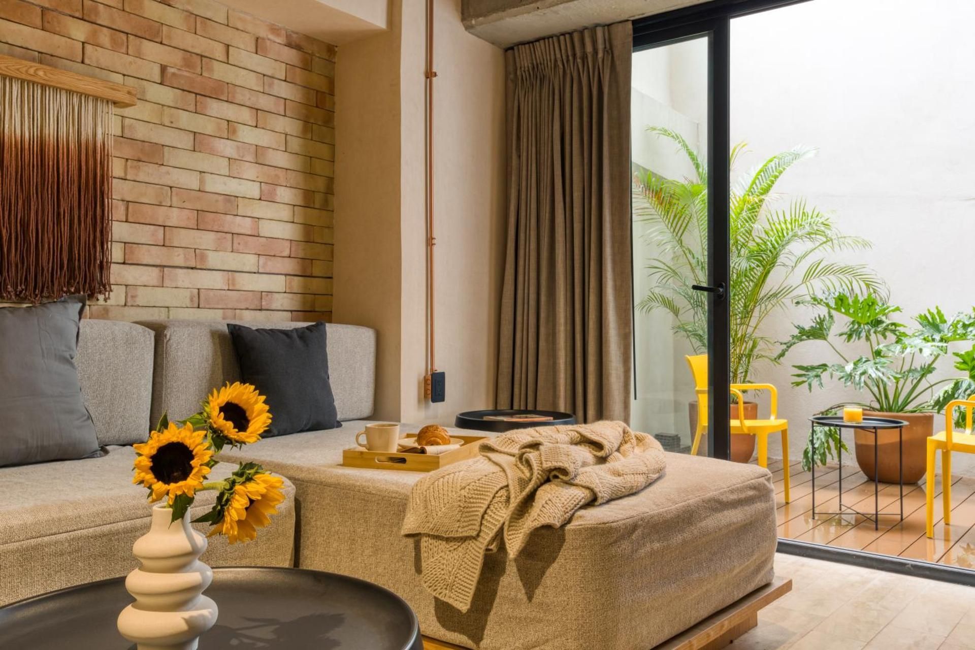 Three-Bedroom Apartment with Balcony